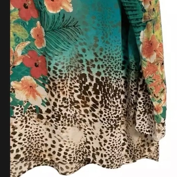 Soft Surroundings Tunic Symphony Night Floral Animal Print Top M Roll Tab Sleeve - Picture 5 of 13
